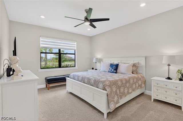 3663 Passion Vine DR, Alva, FL 33920