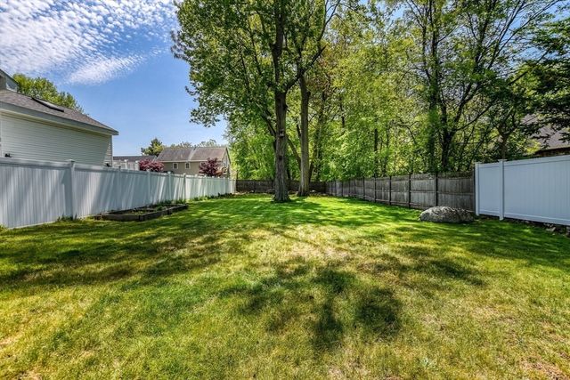130 Gainsville Rd, Dedham, MA 02026