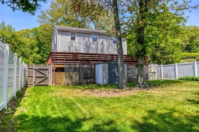 130 Gainsville Rd, Dedham, MA 02026