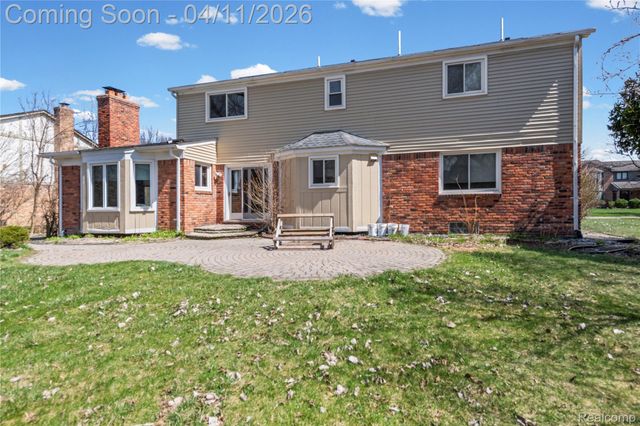 5325 Allison Drive, Troy, MI 48085