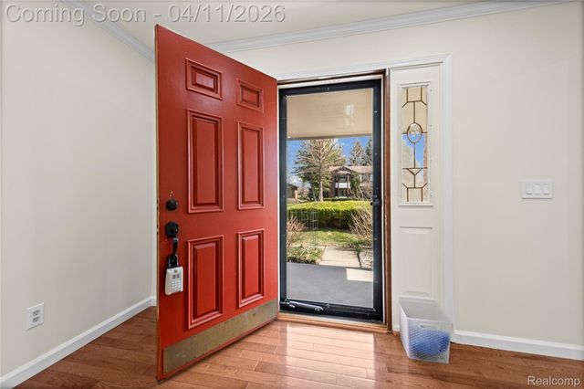 5325 Allison Drive, Troy, MI 48085