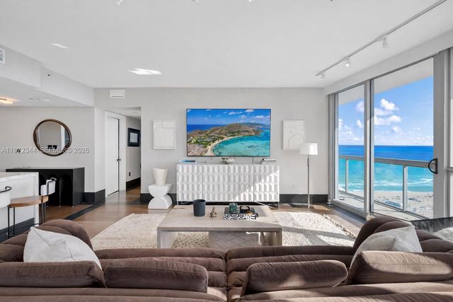 101 20th St 2706, Miami Beach, FL 33139