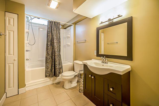 8876 Tamarack Lane, Ypsilanti Twp, MI 48197