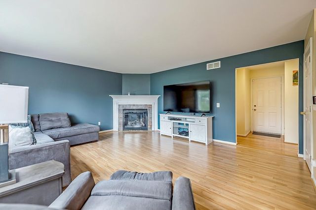 8876 Tamarack Lane, Ypsilanti Twp, MI 48197