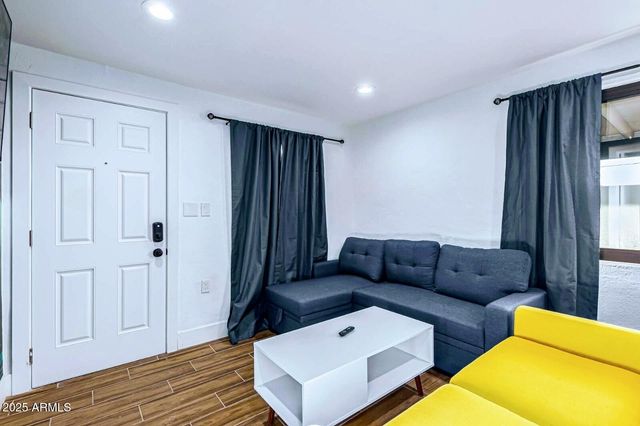 1515 W TONTO Street, Phoenix, AZ 85007