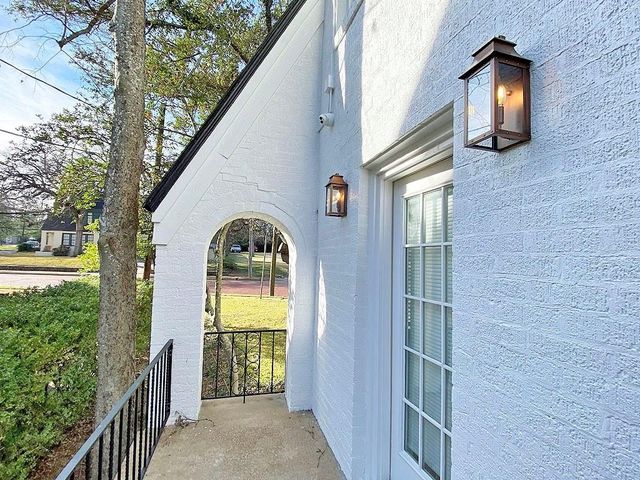 434 S Vine Avenue, Tyler, TX 75702