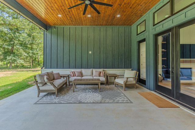 548 County Road 3503, Sulphur Springs, TX 75482