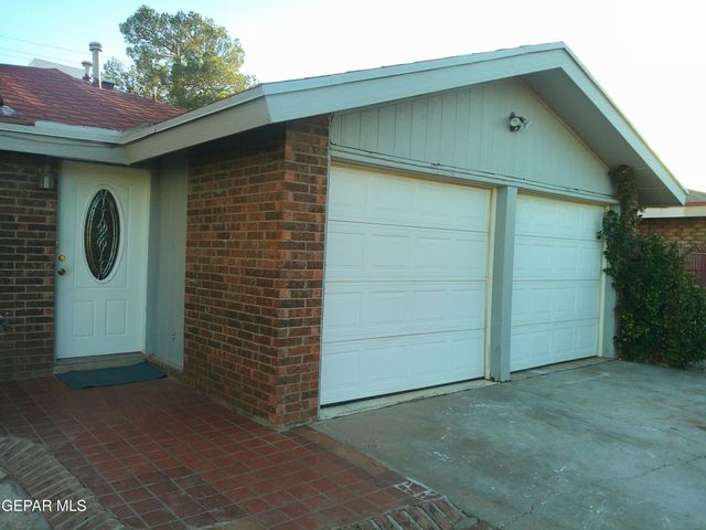 4880 MAUREEN Circle, El Paso, TX 79924