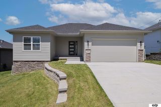 1424 2nd Avenue, Plattsmouth, NE 68048