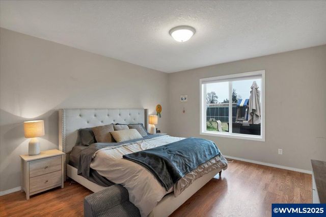 1257 Trent Av N, Keizer, OR 97303