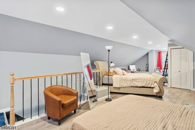 30 Barnard Pl, Elizabeth City, NJ 07208