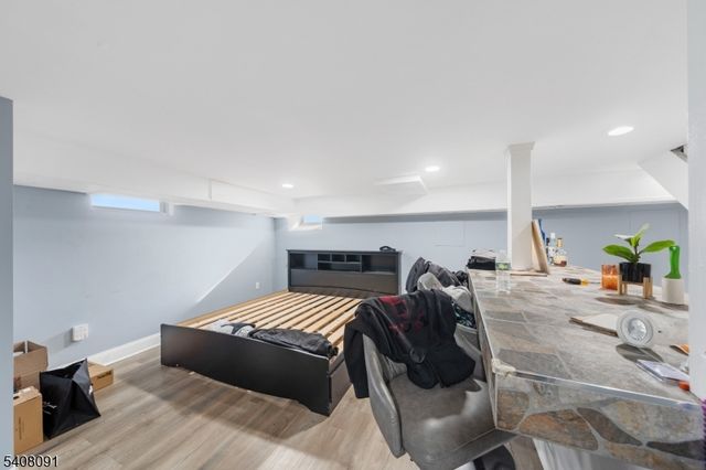 30 Barnard Pl, Elizabeth City, NJ 07208