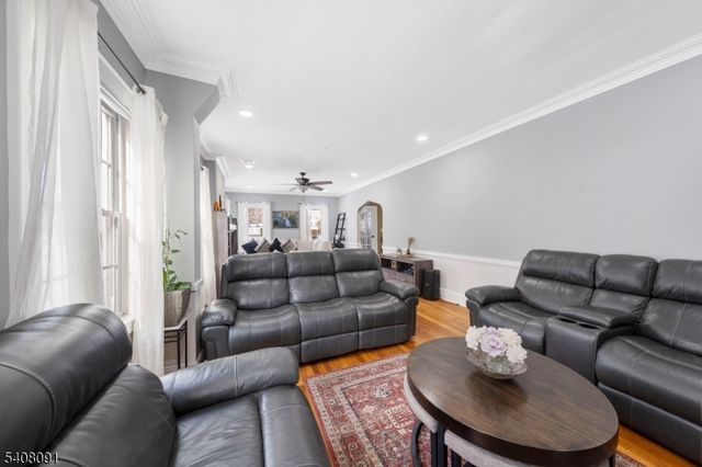 30 Barnard Pl, Elizabeth City, NJ 07208