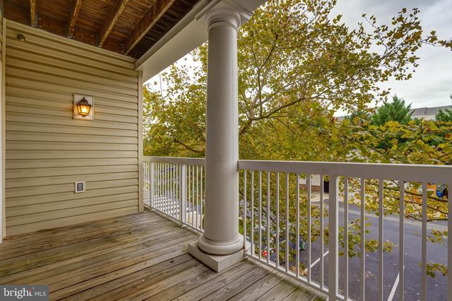 42539 MAYFLOWER #201, Brambleton, VA 20148