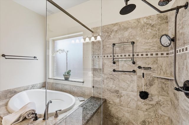 2600 Gateway Court, Euless, TX 76039