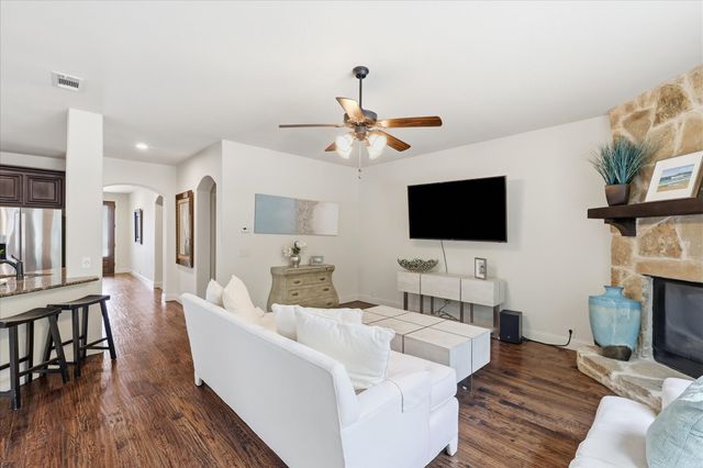 2600 Gateway Court, Euless, TX 76039