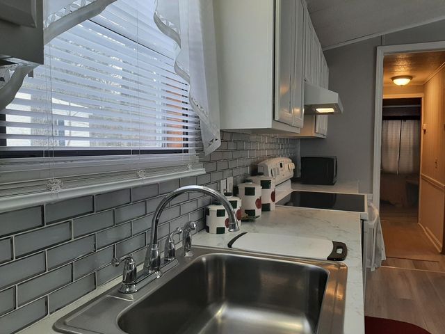 19 Eagle Ledge Loop, Conway, NH 03813