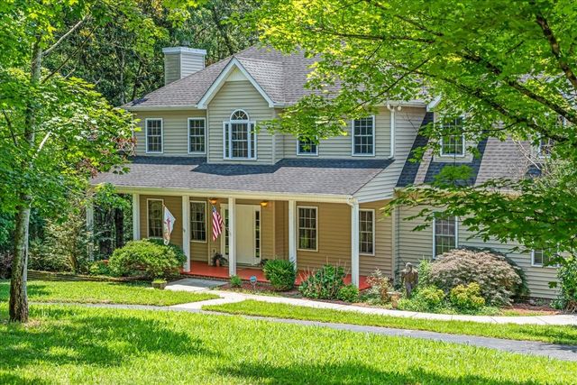 115 Lake Crest Ln, Tullahoma, TN 37388