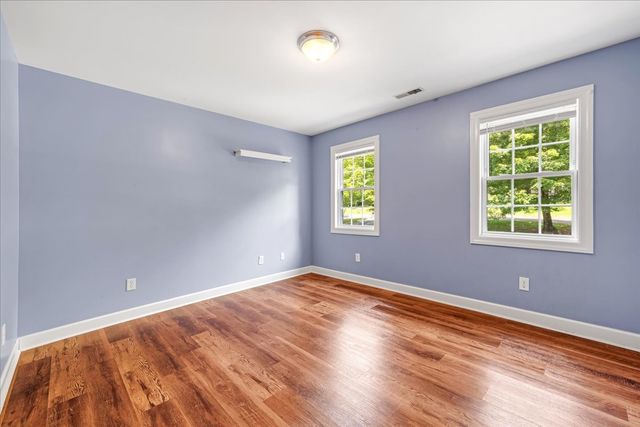 115 Lake Crest Ln, Tullahoma, TN 37388