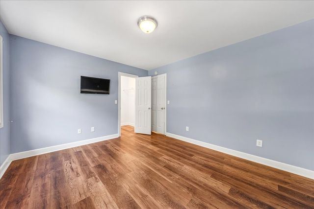 115 Lake Crest Ln, Tullahoma, TN 37388