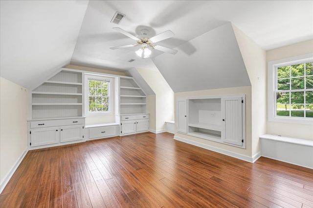 115 Lake Crest Ln, Tullahoma, TN 37388