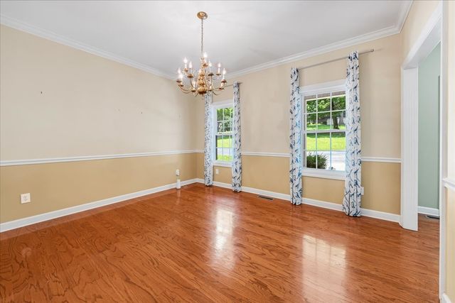 115 Lake Crest Ln, Tullahoma, TN 37388