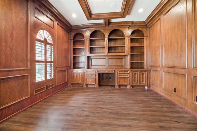 9206 Westview Drive, Houston, TX 77055