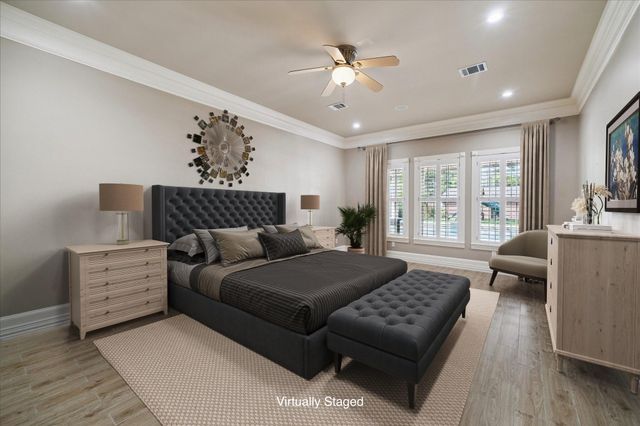 9206 Westview Drive, Houston, TX 77055