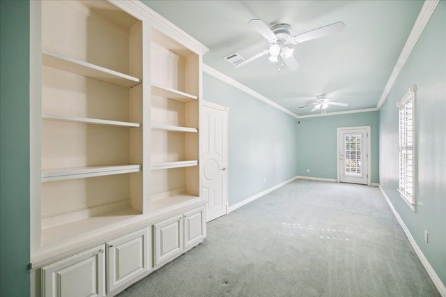 9206 Westview Drive, Houston, TX 77055