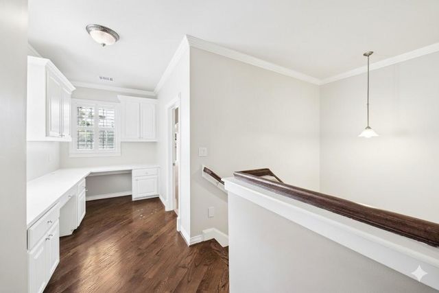 9206 Westview Drive, Houston, TX 77055