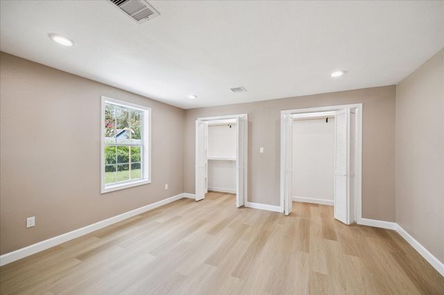 9206 Westview Drive, Houston, TX 77055