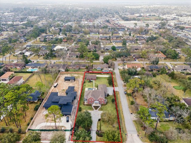 9206 Westview Drive, Houston, TX 77055