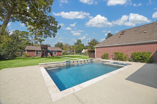 9206 Westview Drive, Houston, TX 77055