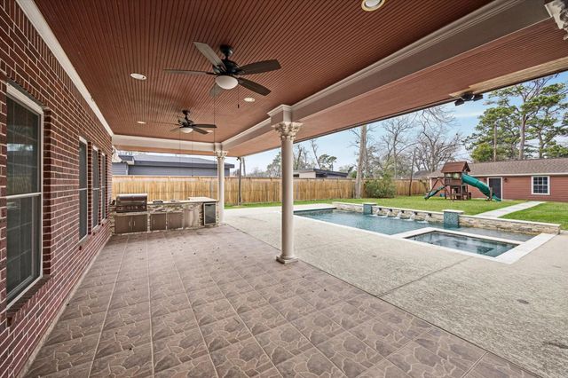 9206 Westview Drive, Houston, TX 77055