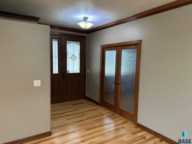 700 E Shadow Creek Ln Lane, Sioux Falls, SD 57108