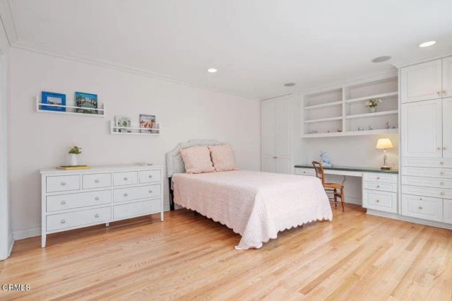 1040 S Orange Grove 1, Pasadena, CA 91105