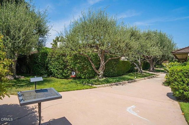 1040 S Orange Grove 1, Pasadena, CA 91105