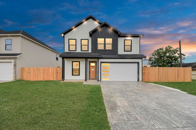 314 E Main Street, La Porte, TX 77571