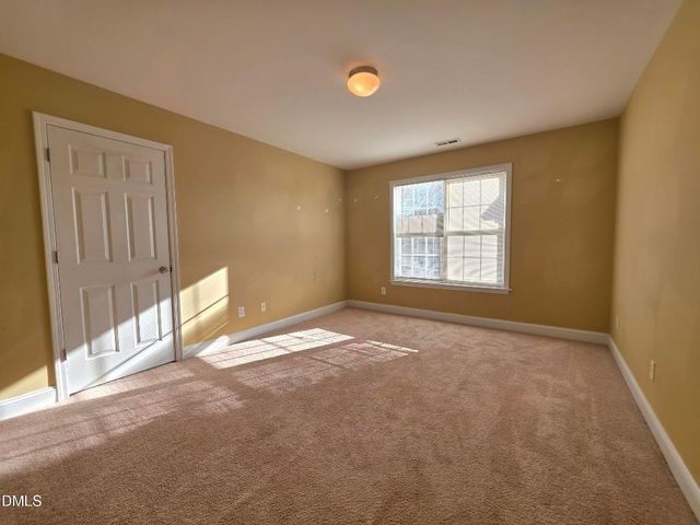 1008 Sarazen Drive, Clayton, NC 27527