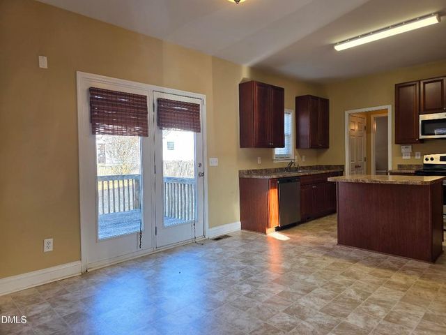 1008 Sarazen Drive, Clayton, NC 27527