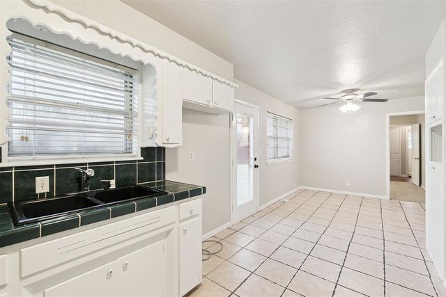 1 Glenda Drive, Yukon, OK 73099