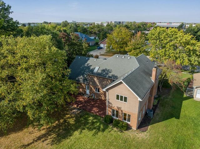 11325 Hummingbird Lane, Mokena, IL 60448