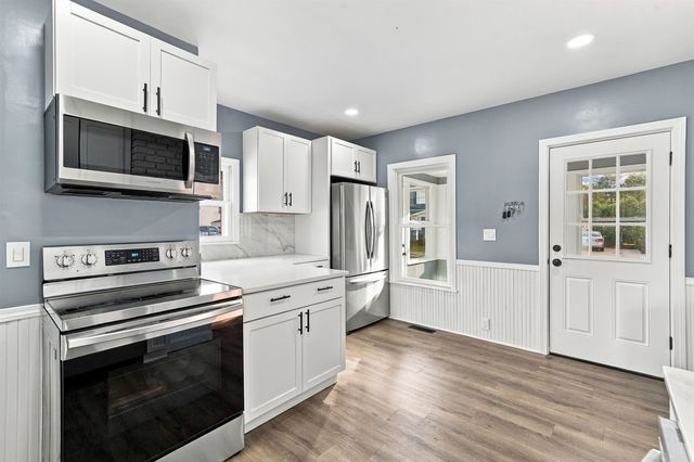 33 Prescott Street, Nashua, NH 03064