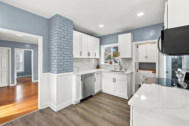33 Prescott Street, Nashua, NH 03064
