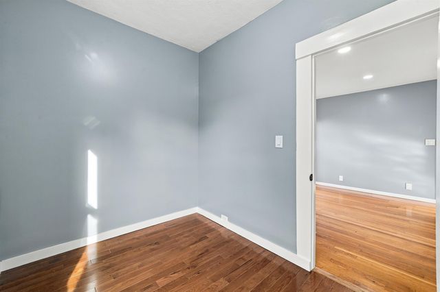 33 Prescott Street, Nashua, NH 03064