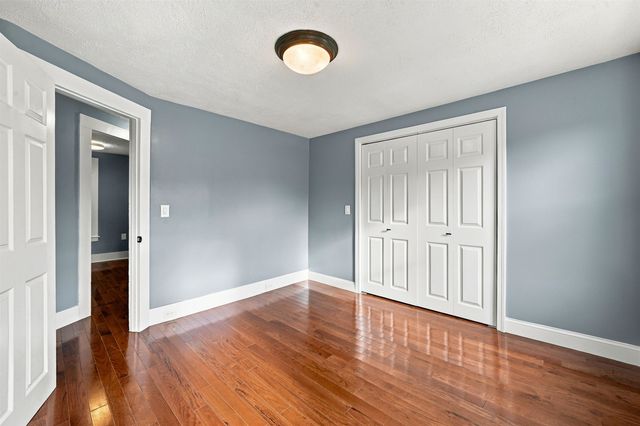 33 Prescott Street, Nashua, NH 03064