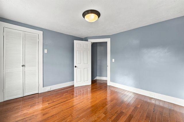 33 Prescott Street, Nashua, NH 03064