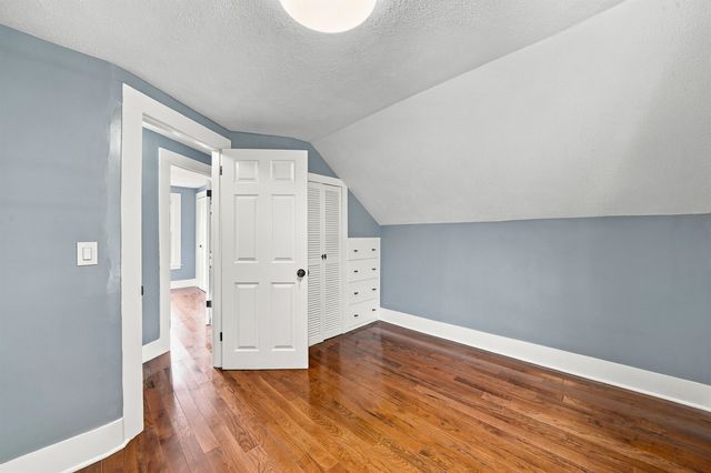 33 Prescott Street, Nashua, NH 03064