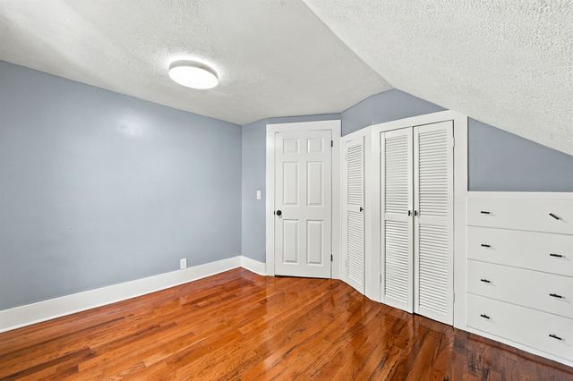 33 Prescott Street, Nashua, NH 03064