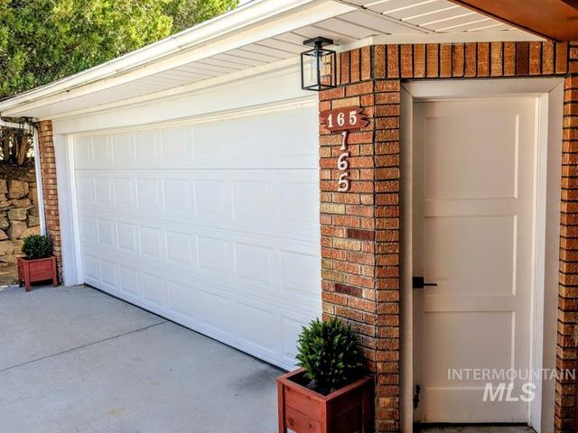 165 W Horizon Dr, Boise, ID 83702